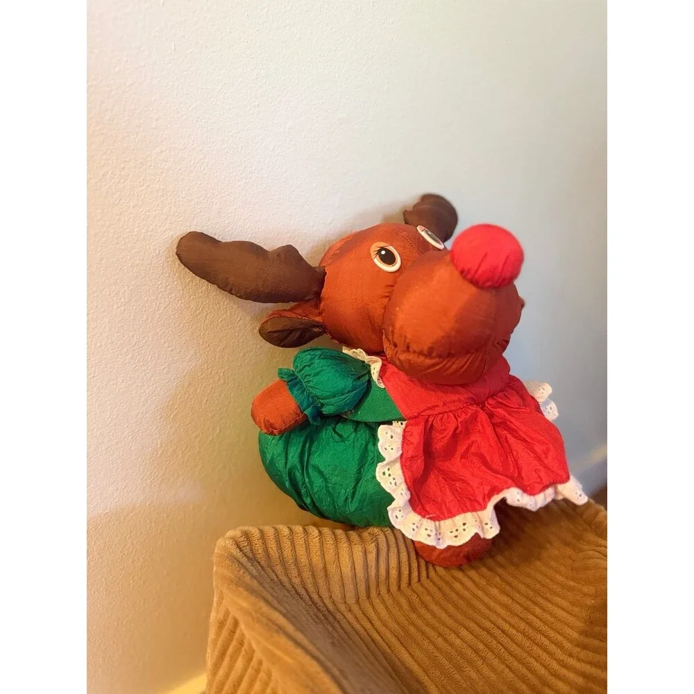 Plush Christmas Reindeer Basket Topper
